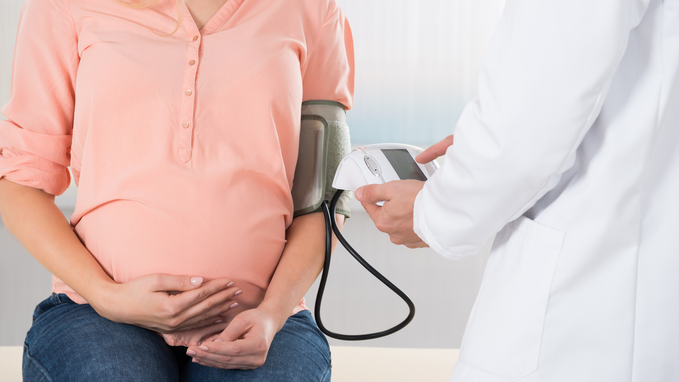 pregnant women Pre-Eclampsia – Symptoms, Risk